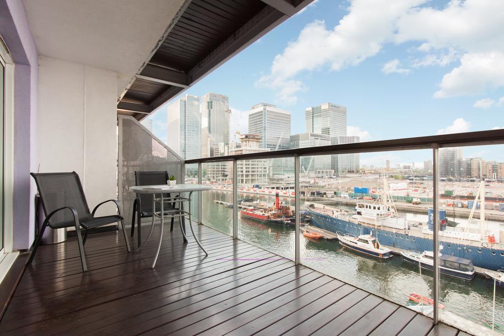 Canary Wharf Luxury River View 4* Londra